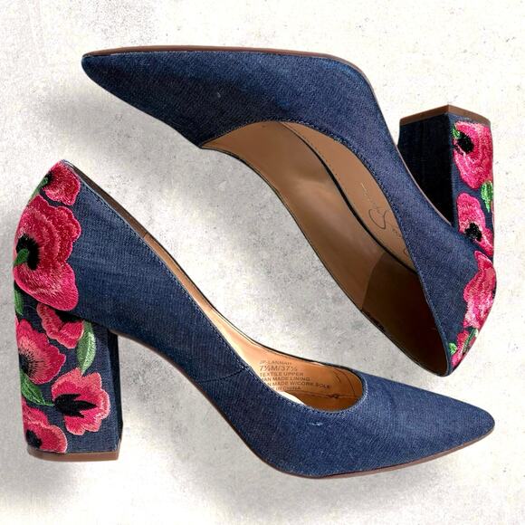 Jessica Simpson Boho Preppy Denim Floral Embroidered Chunky Heel Pumps size 7.5 - Picture 1 of 7